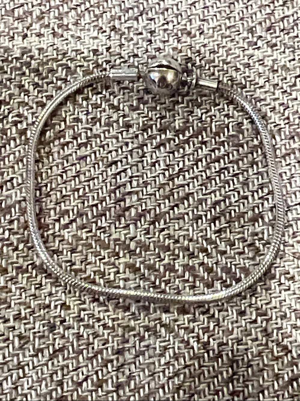 Pandora Sterling Silver Smooth/Thin Round Clasp Bracelet 6.3”